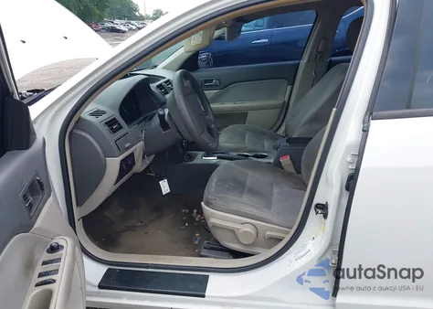 2012 Ford Fusion S z USA, uszkodzony, nr VIN 3FAHP0GA6CR249250